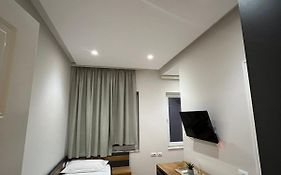 Urban Room 5